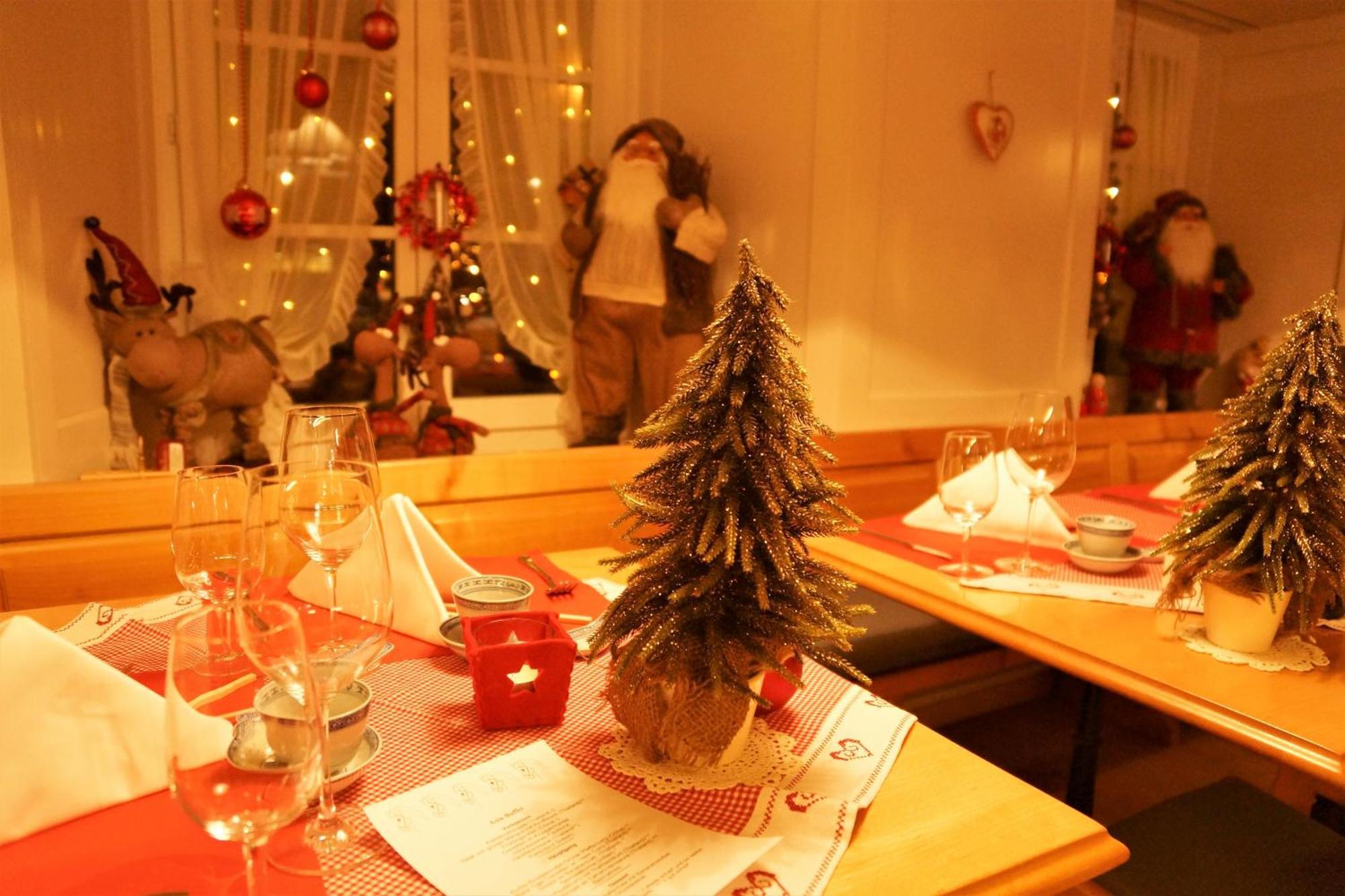 Hotel Restaurant Roessli Schönenberg Eksteriør bilde