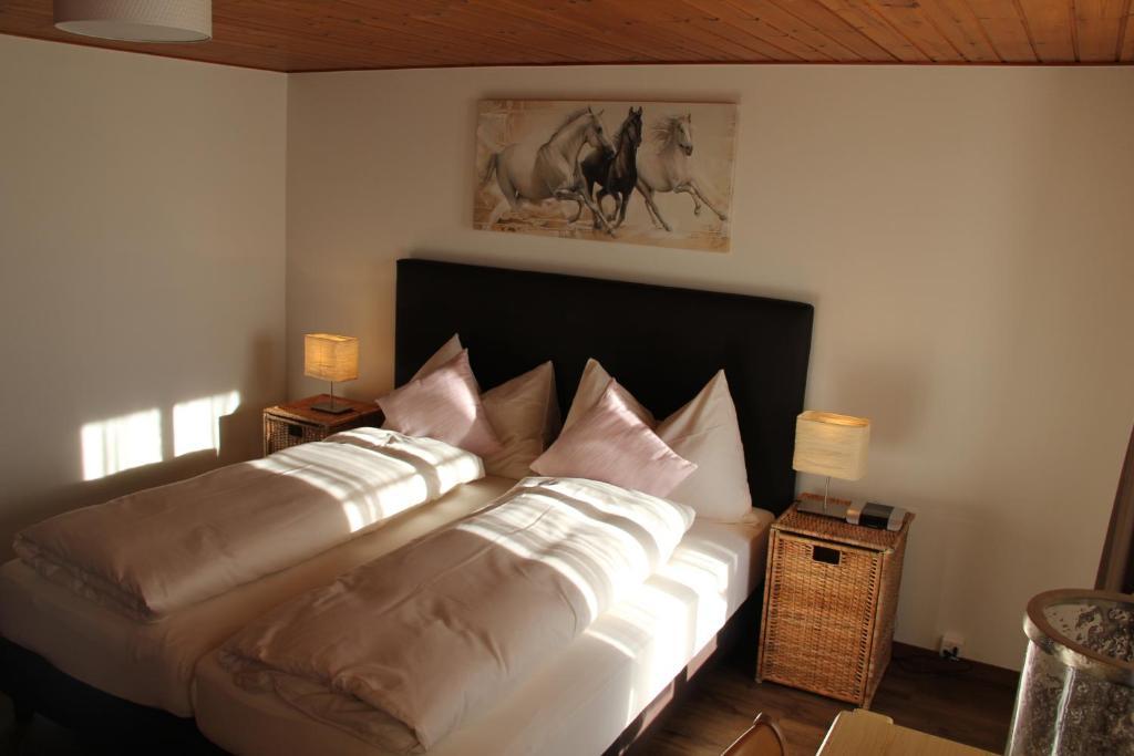 Hotel Restaurant Roessli Schönenberg Rom bilde